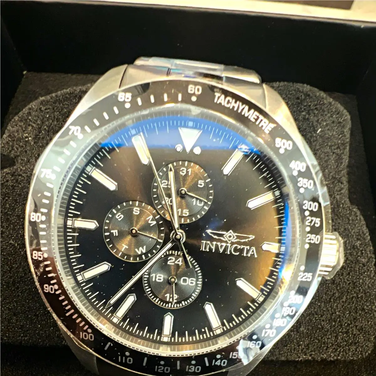 Invicta Mens Sport Chronograph Quartz Watch Black Dial . 47 MM 38966