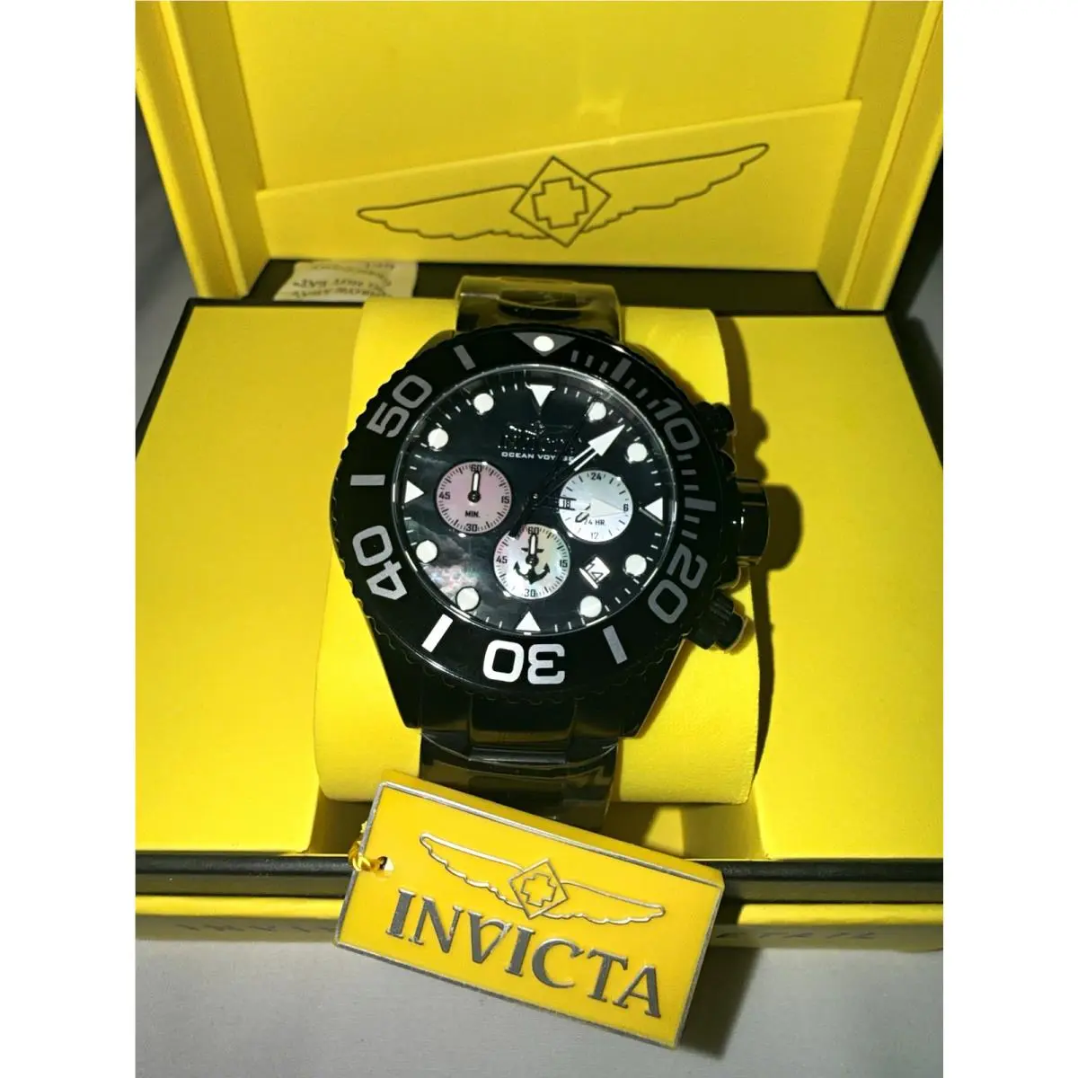 Invicta Ocean Voyage Men`s Quartz Chronograph 200m Black Dial SS Bracelet W/box