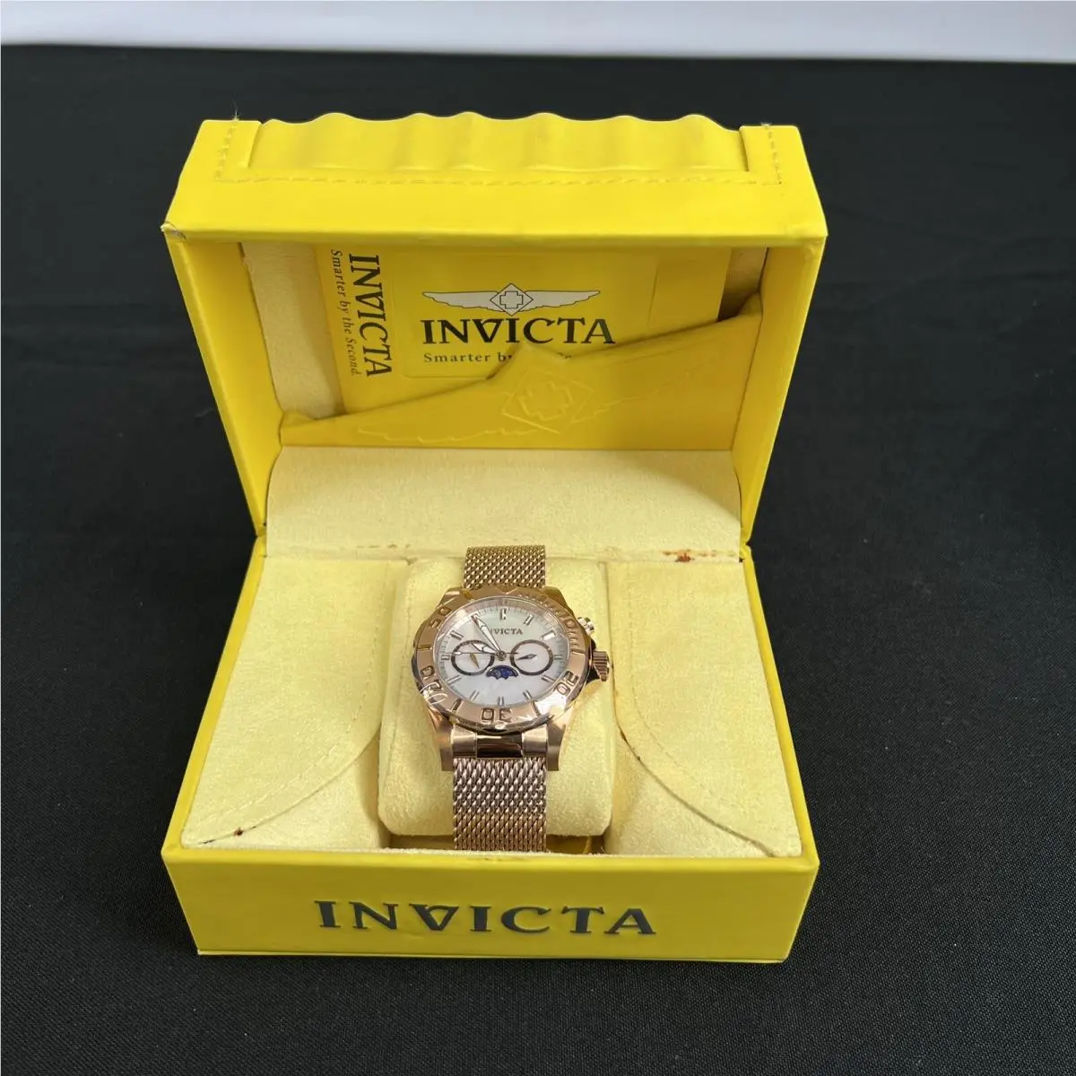 Invicta 14390 Pro Diver Sea Wizard Iii Mother Of Pearl Quartz Watch