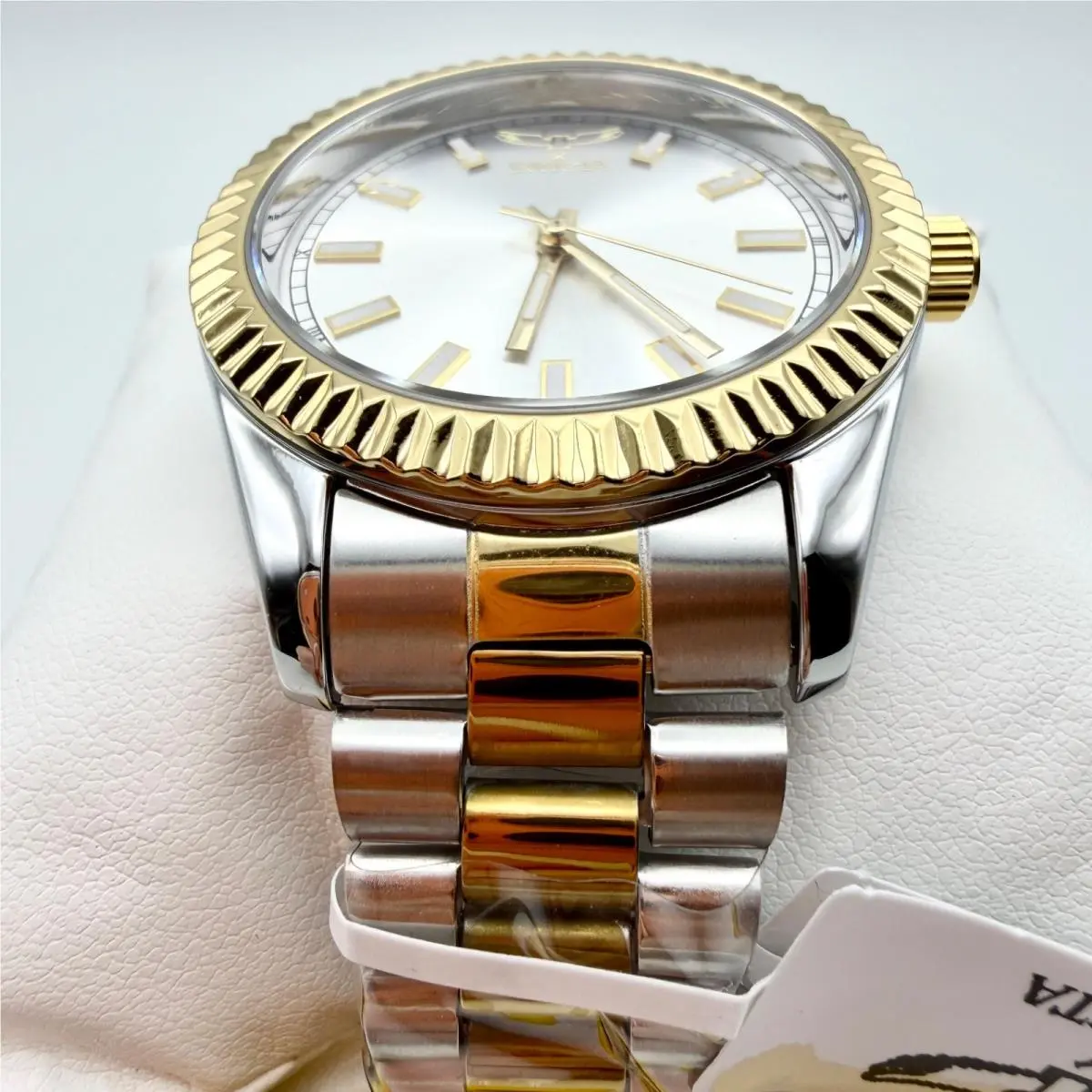 Men`s Invicta Fluted-bezel Gold-silver 2-Tone Oyster Stainless Steel Watch