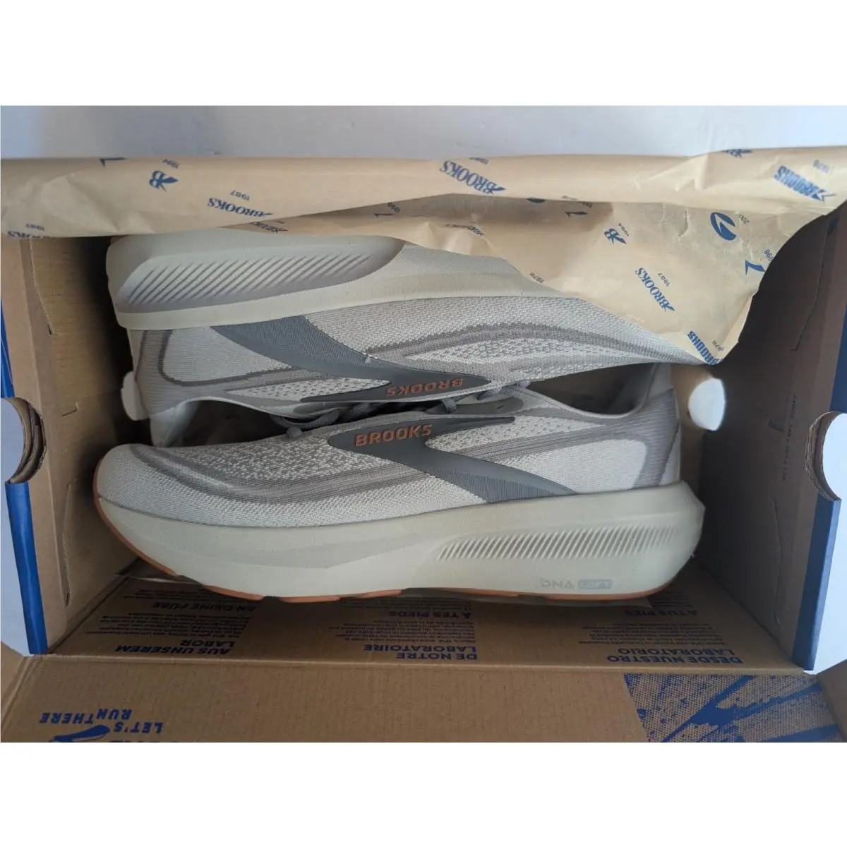 Brooks shoes - Brooks Revel - Revel - Grey 4