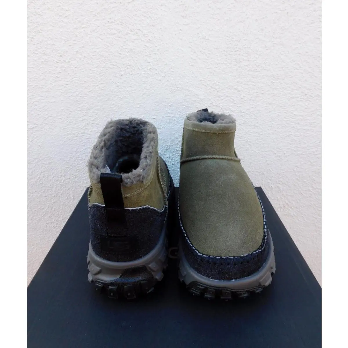UGG shoes - UGG Venture Daze Ultra Mini Boot - Black (UPC: 197634307862) 3