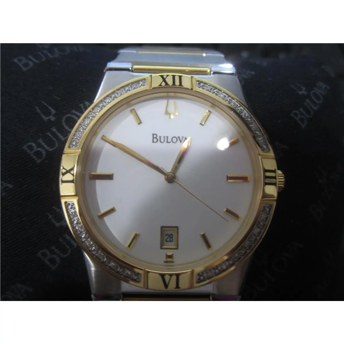 Men`s Watch Quartz All S/s Two Tone Diamond Japan 102C35 by Bulova