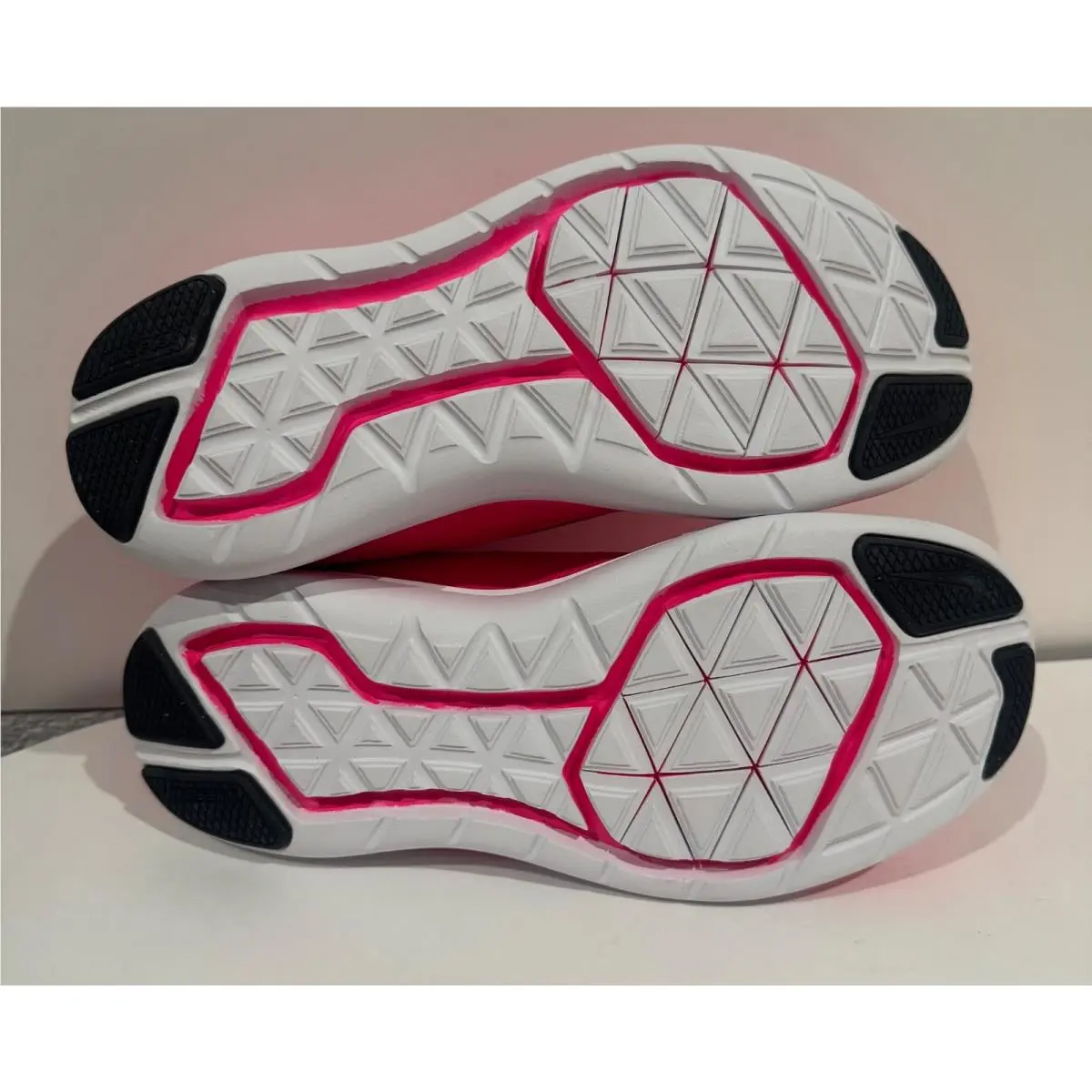 Nike shoes - Nike Flex Run - Flex Run - Pink 24
