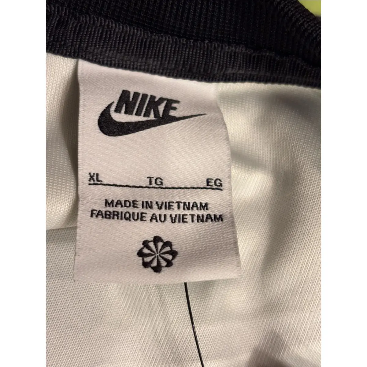 Nike clothing - Black / Volt-White (UPC: 198727287993) 5