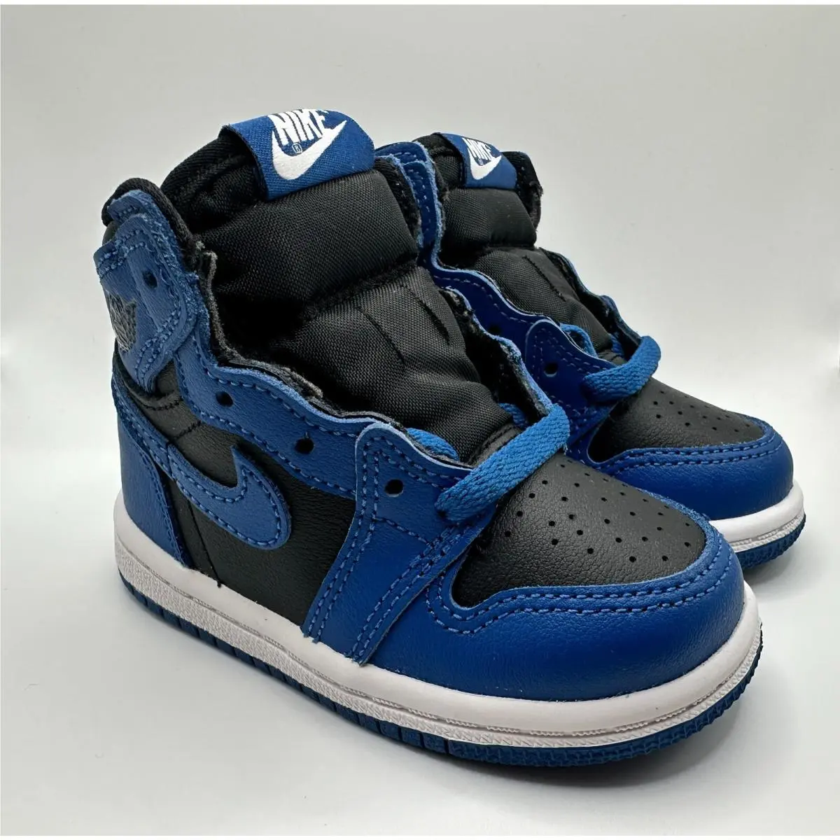 Nike shoes - Air Jordan 1 - Air - Blue 0