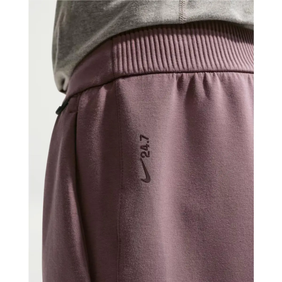 Nike clothing - Burgundy (UPC: 198728659379) 3