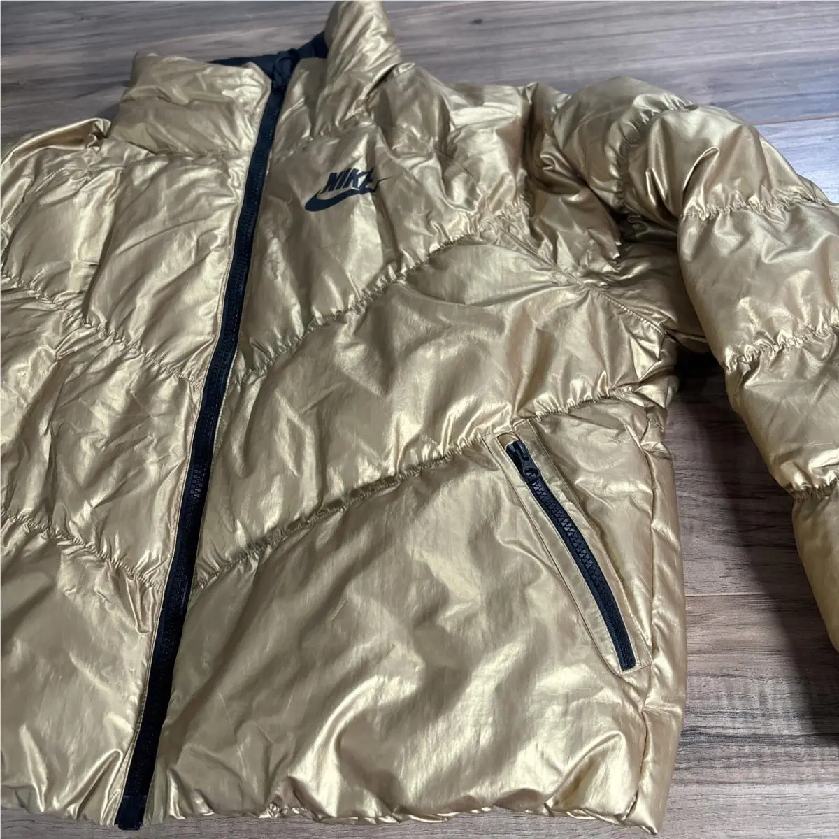 Nike clothing - Gold 0