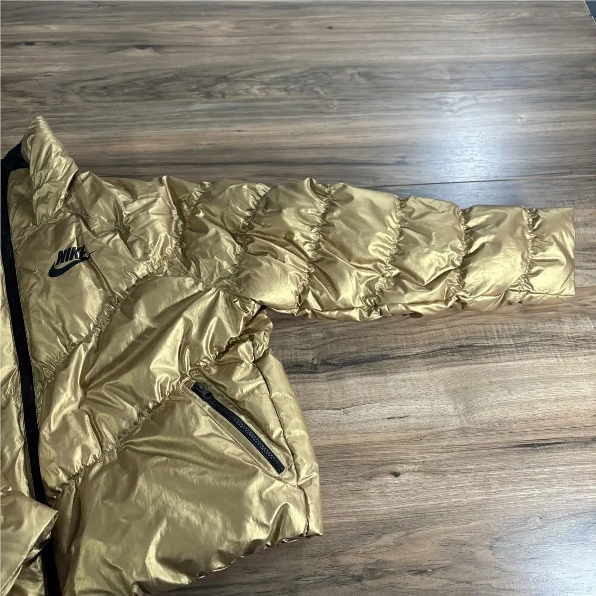 Nike clothing - Gold 2