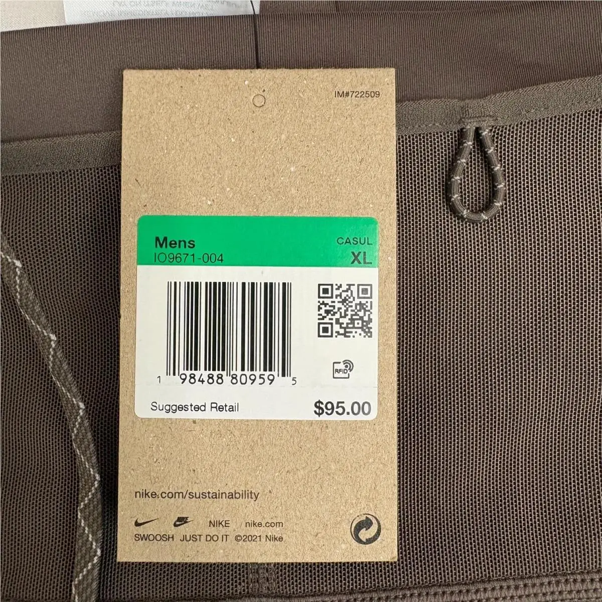 Nike clothing - Brown 2