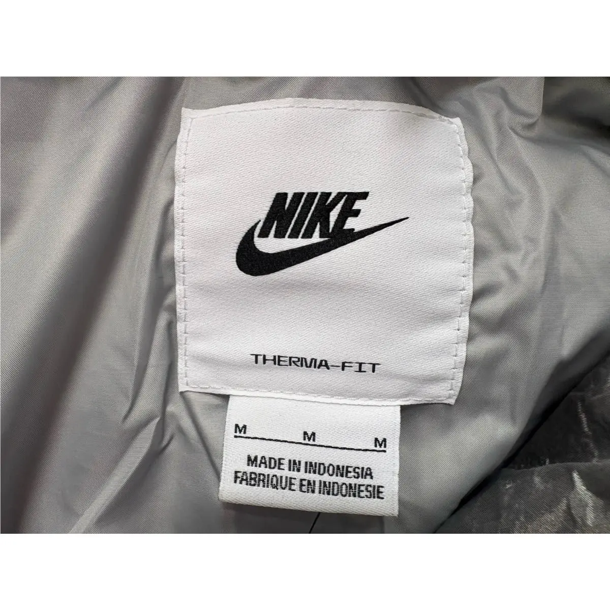 Nike clothing - Metallic Silver/Smoke Grey 3