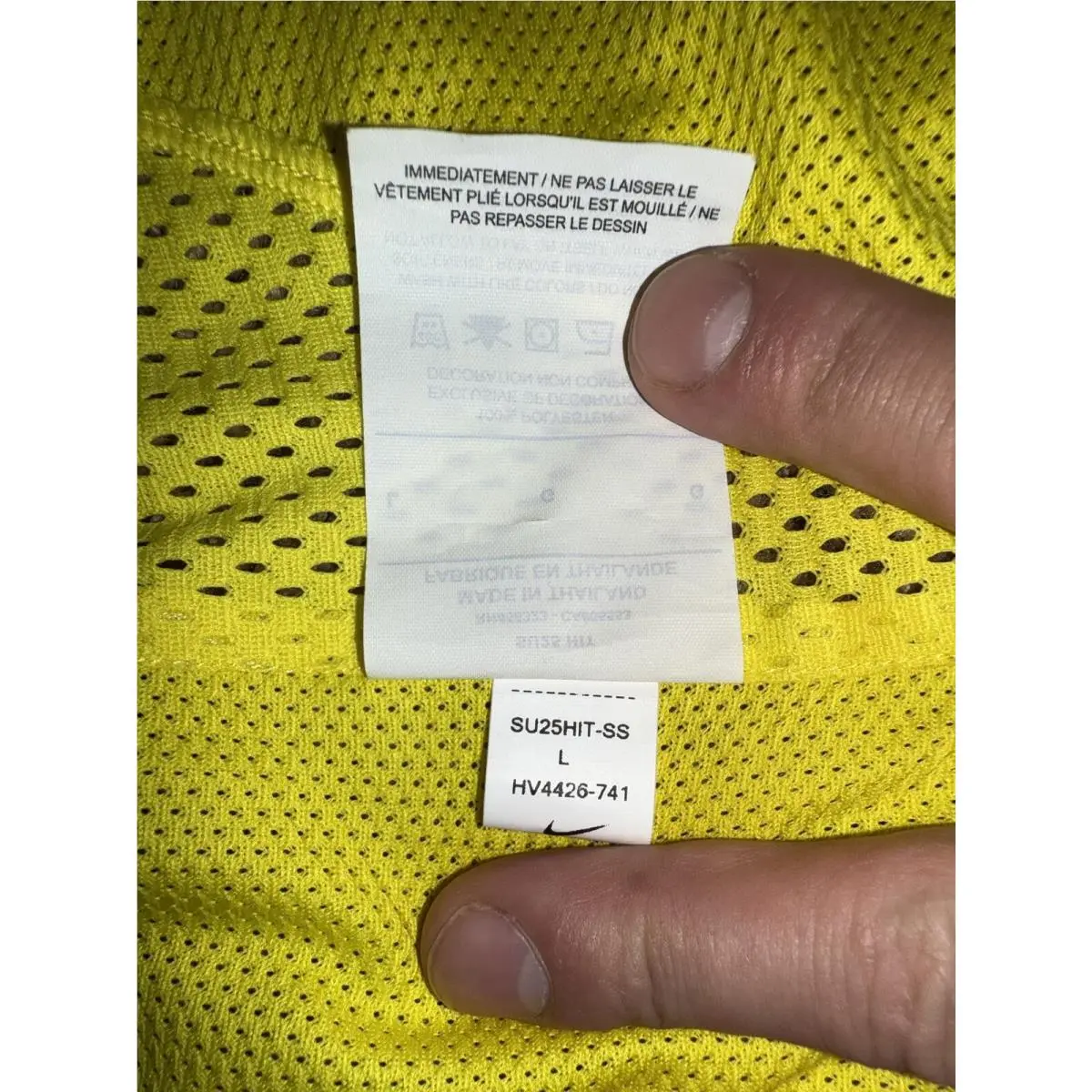 Nike clothing - NA - Yellow 3