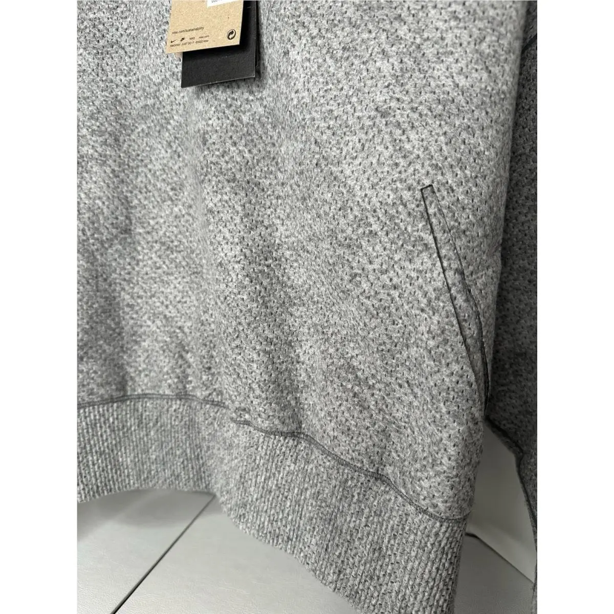 Nike clothing - Gray (UPC: 0196149923031) 2
