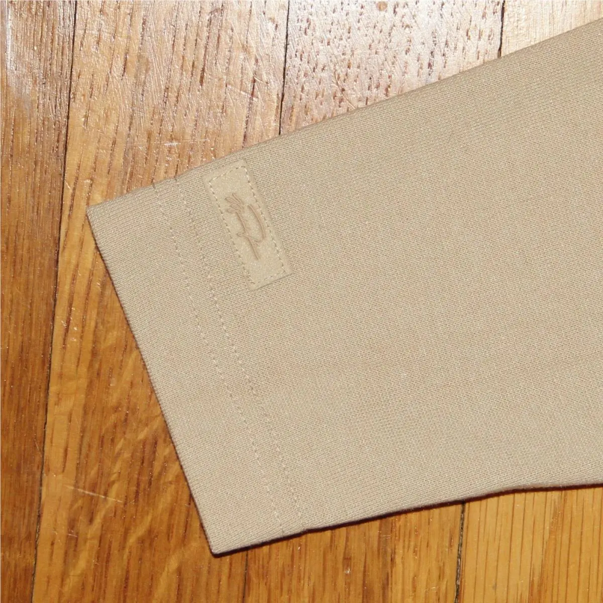 Nike clothing - HQ8494-248 - HQ8494-248 - Beige (UPC: 197863832166) 2