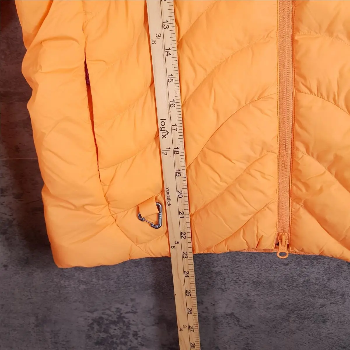 Nike clothing - Orange (UPC: 0198482035501) 8