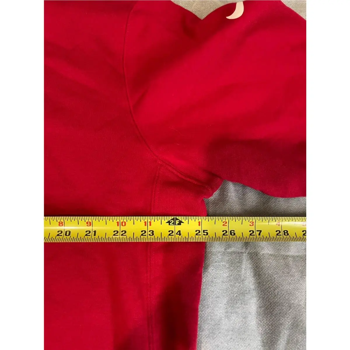 Nike clothing - Red Gold (UPC: 0198424256902) 9