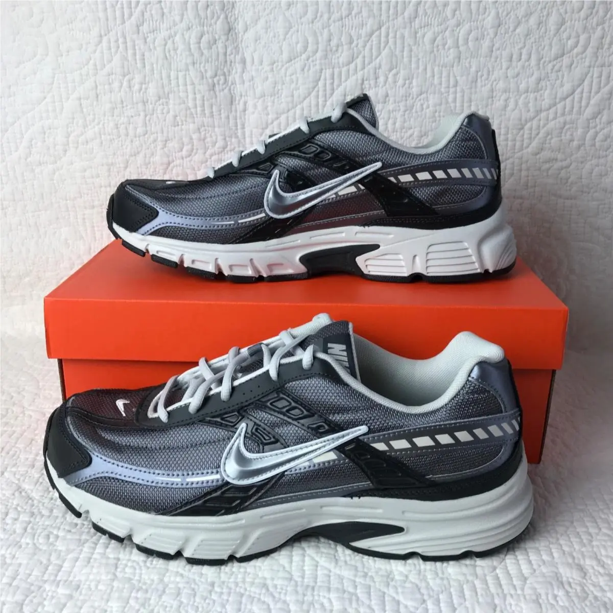 Nike shoes - Nike Initiator - Initiator - IB3083-001 - Gray 1