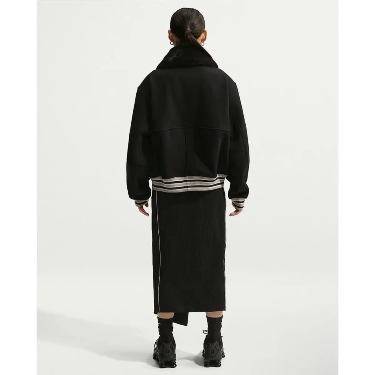 Nike clothing - Black (UPC: 0198483142994) 0