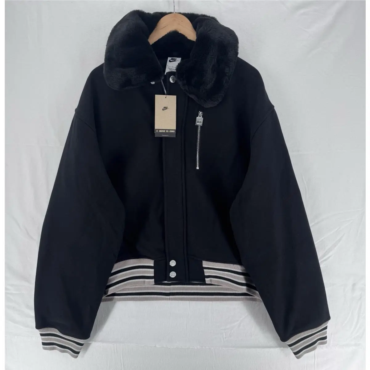 Nike clothing - Black (UPC: 0198483142994) 4
