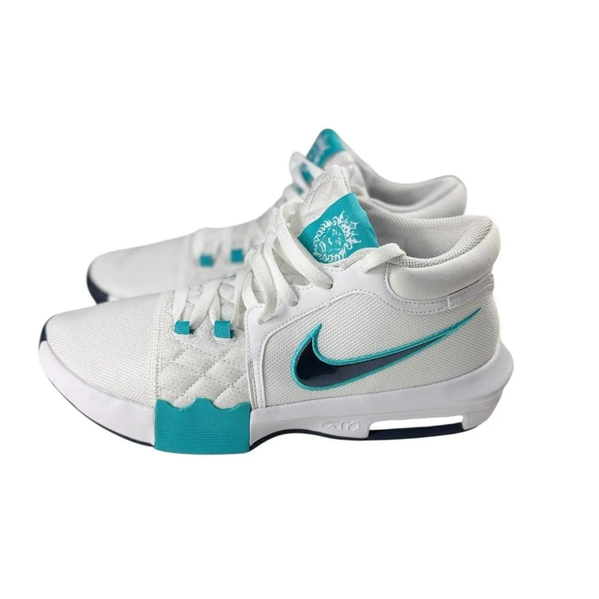 Nike shoes - LeBron Witness VIII - LeBron Witness VIII - White 1