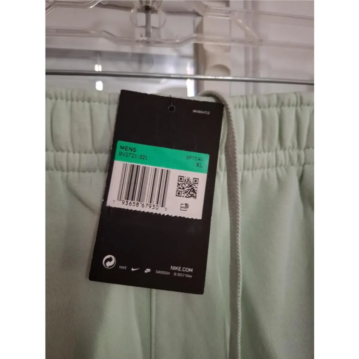 Nike clothing - Green 1