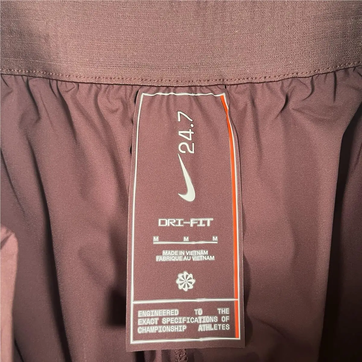 Nike clothing - HM8389 - HM8389 - Burgundy Crush 2