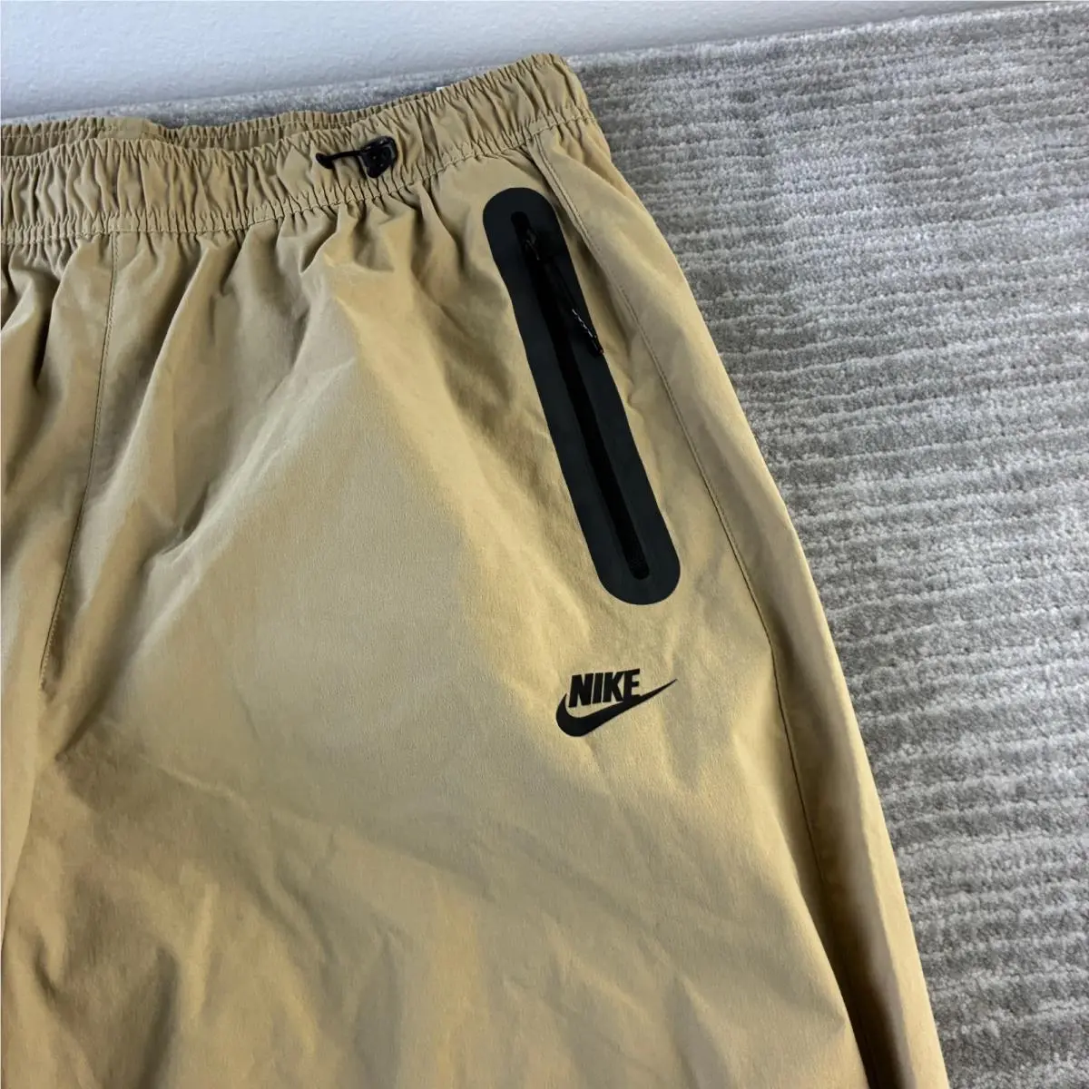 Nike clothing - Nike Tech - Tech - Beige 2
