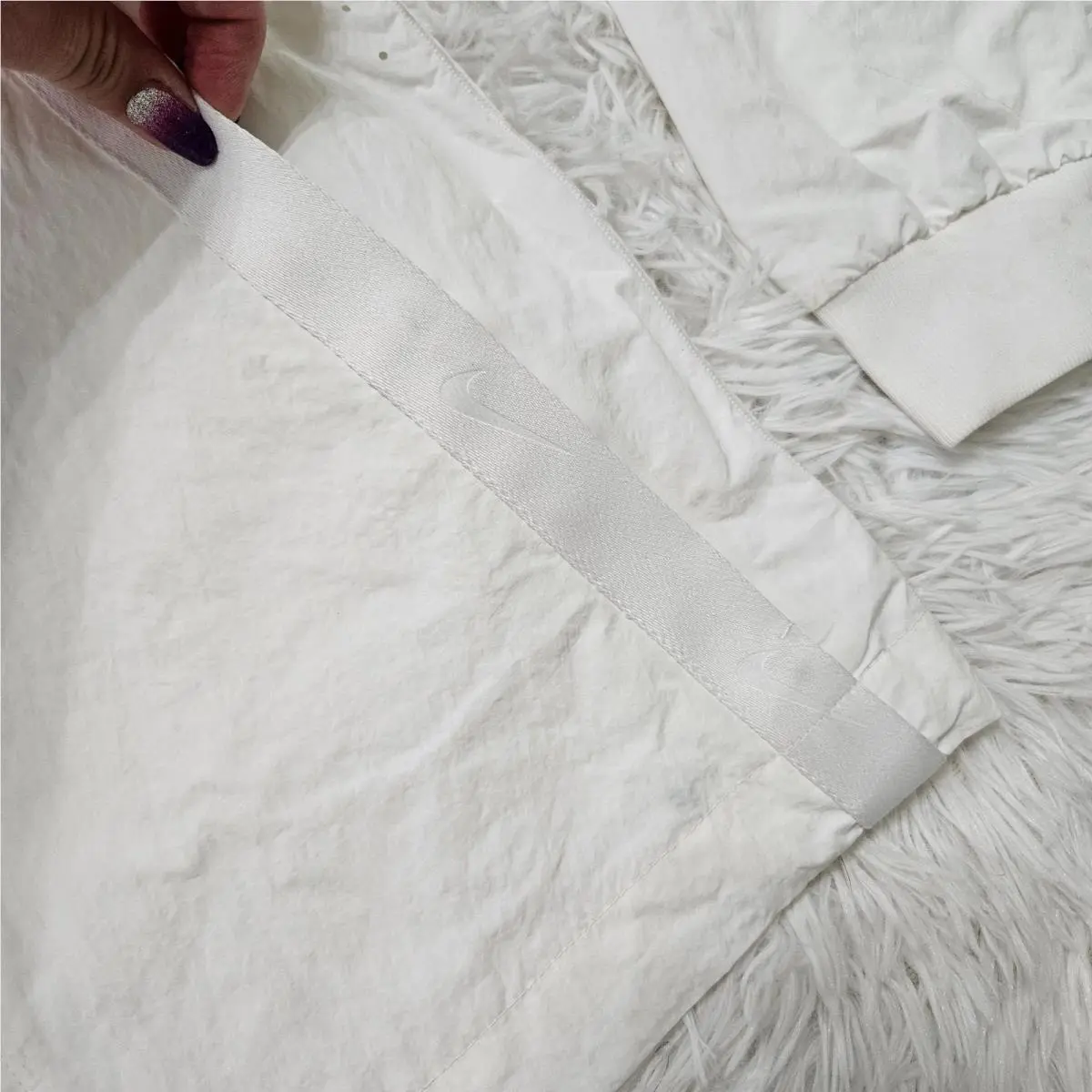 Nike clothing - White 3