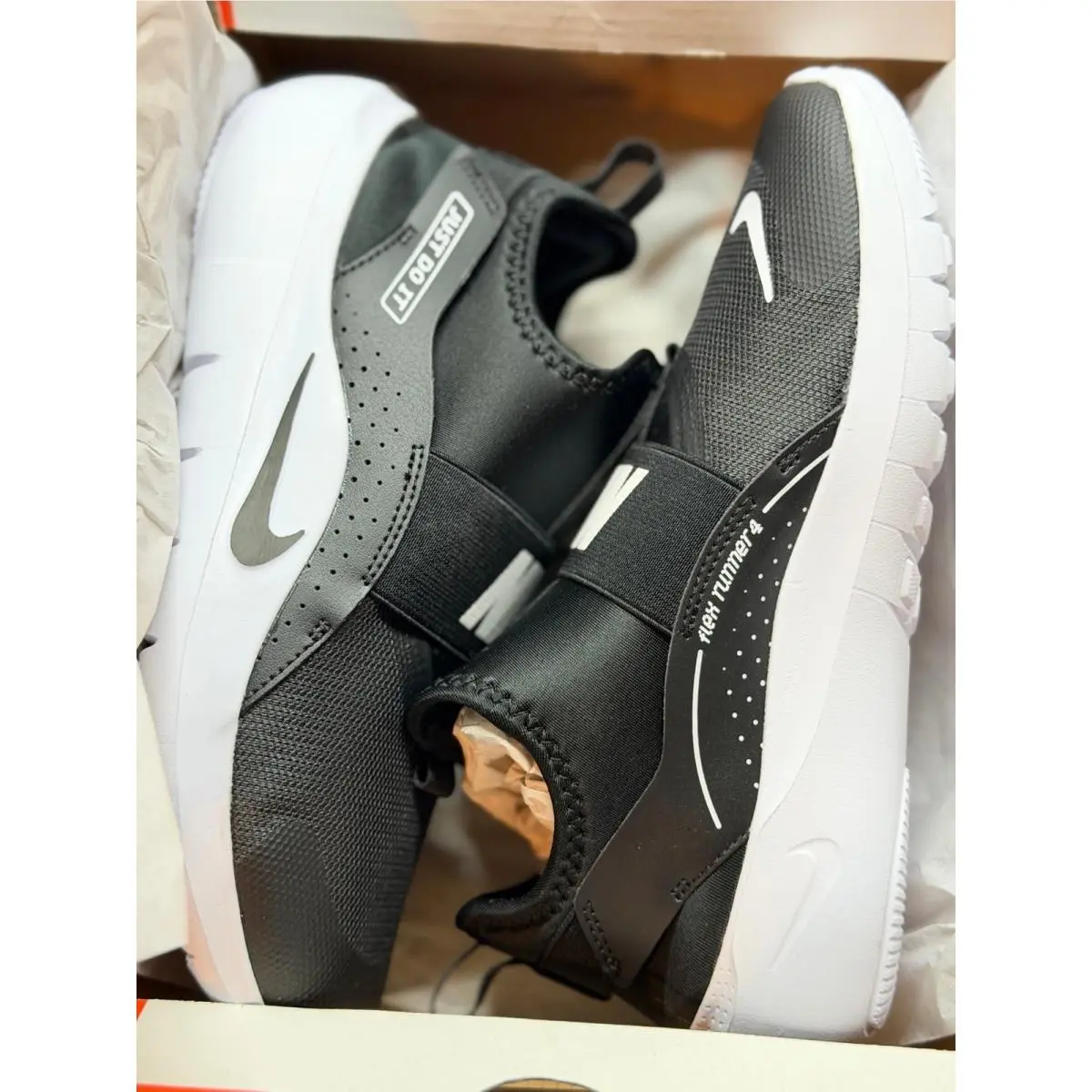Nike shoes - Black 5