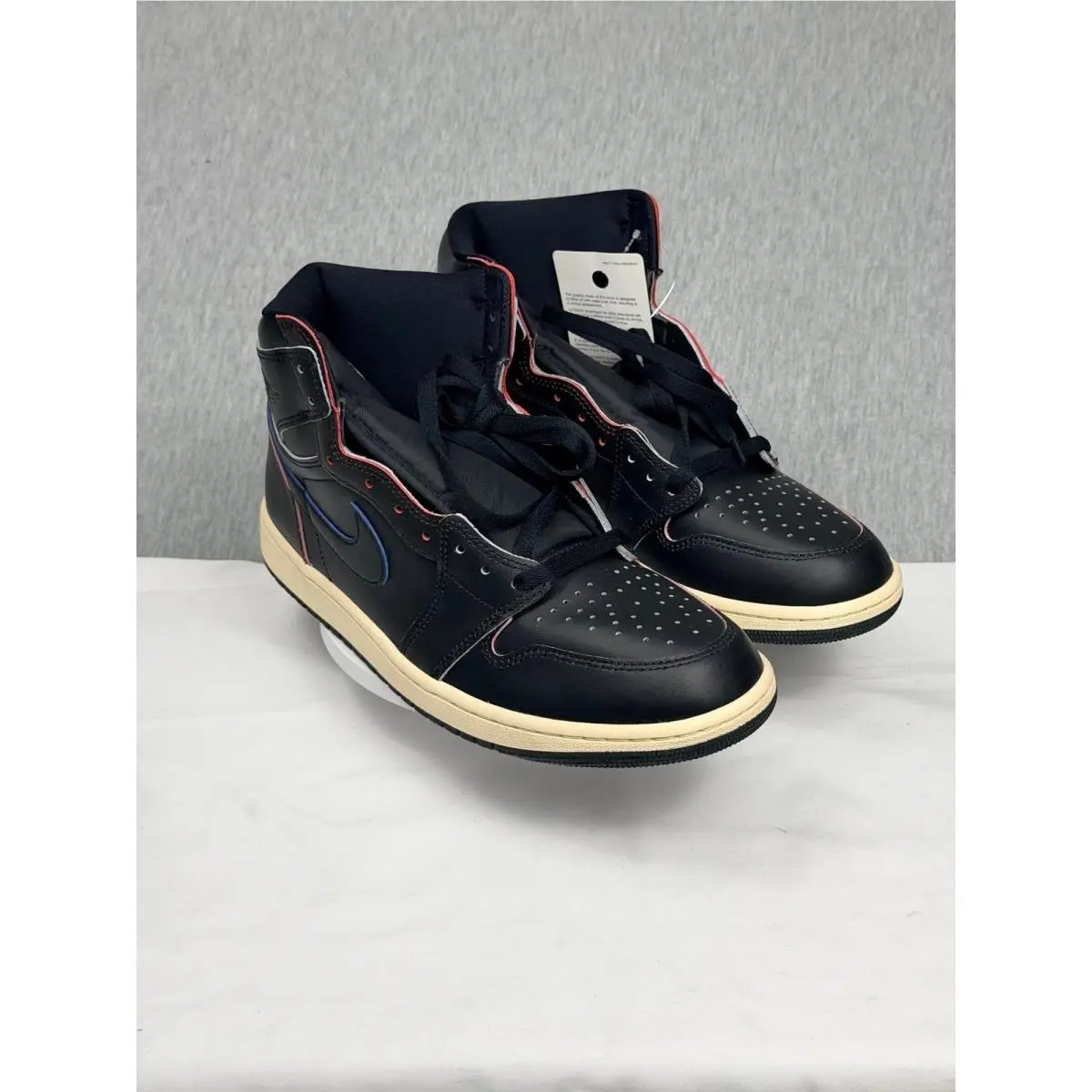 Nike shoes - Jordan 1 Retro High OG Black Muslin - Black 4