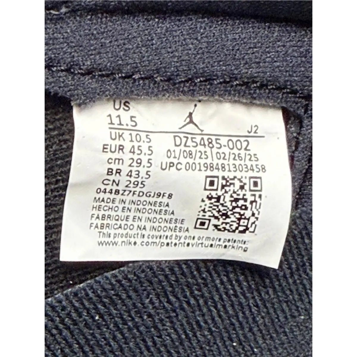 Nike shoes - Jordan 1 Retro High OG Black Muslin - Black 3