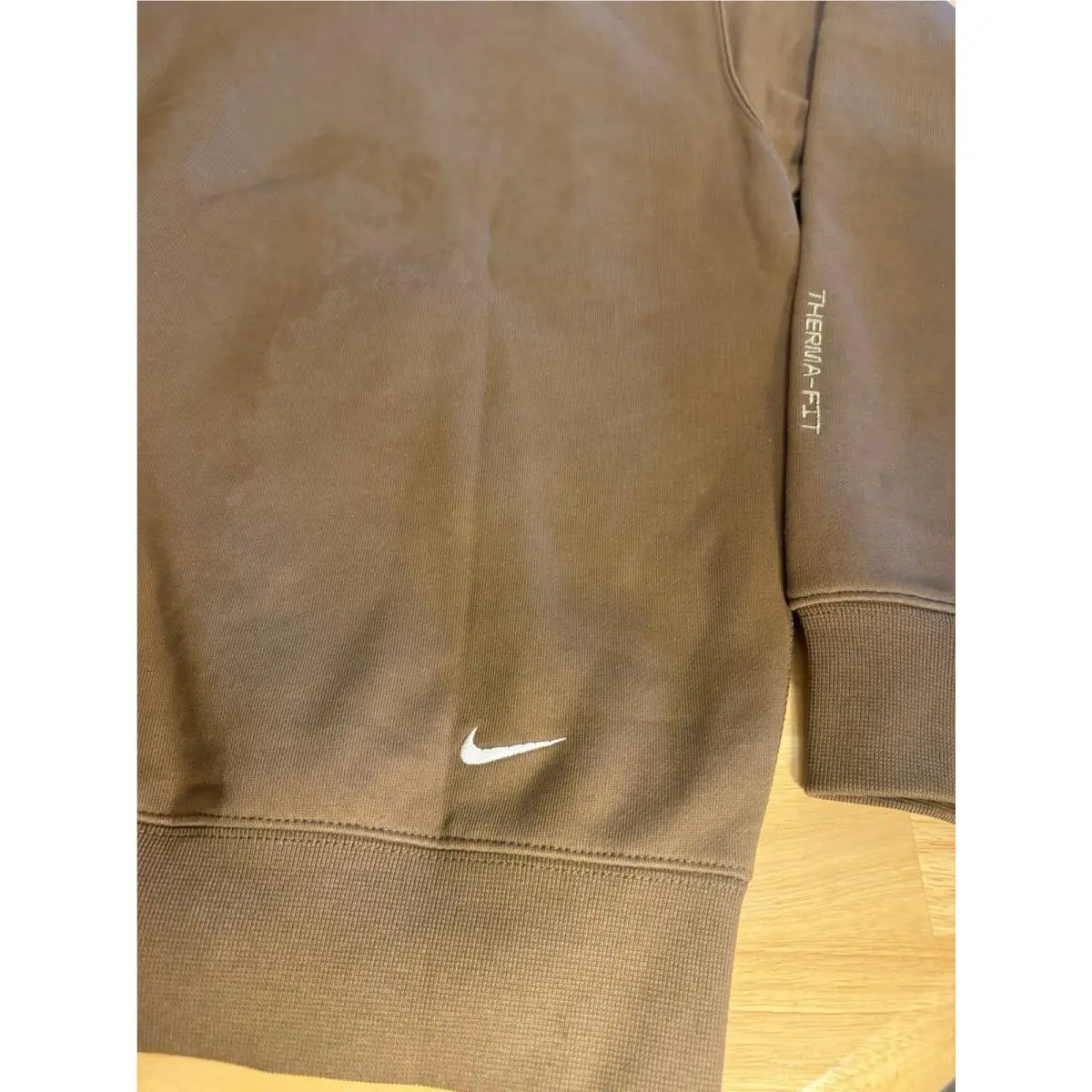 Nike clothing - Brown 4
