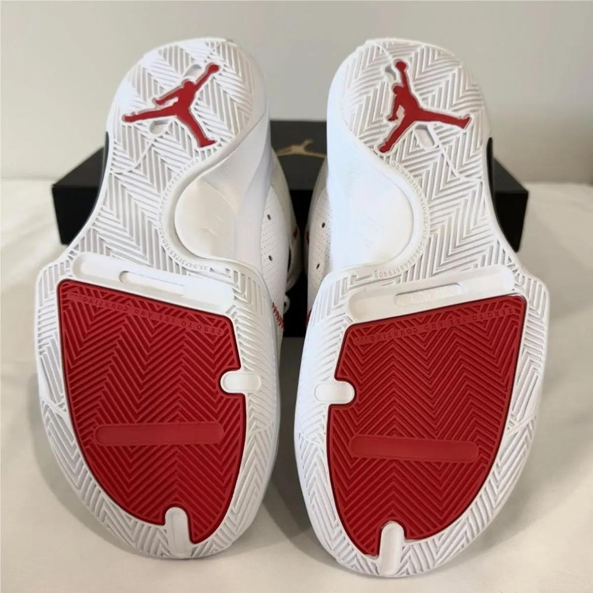 Nike shoes - White 5