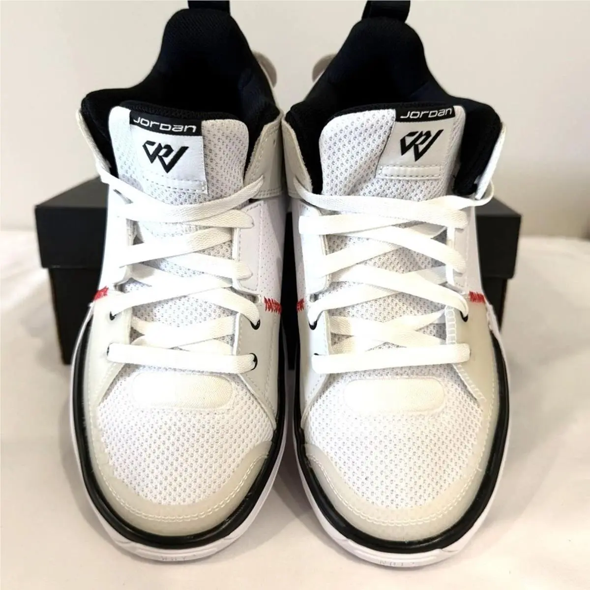 Nike shoes - White 6