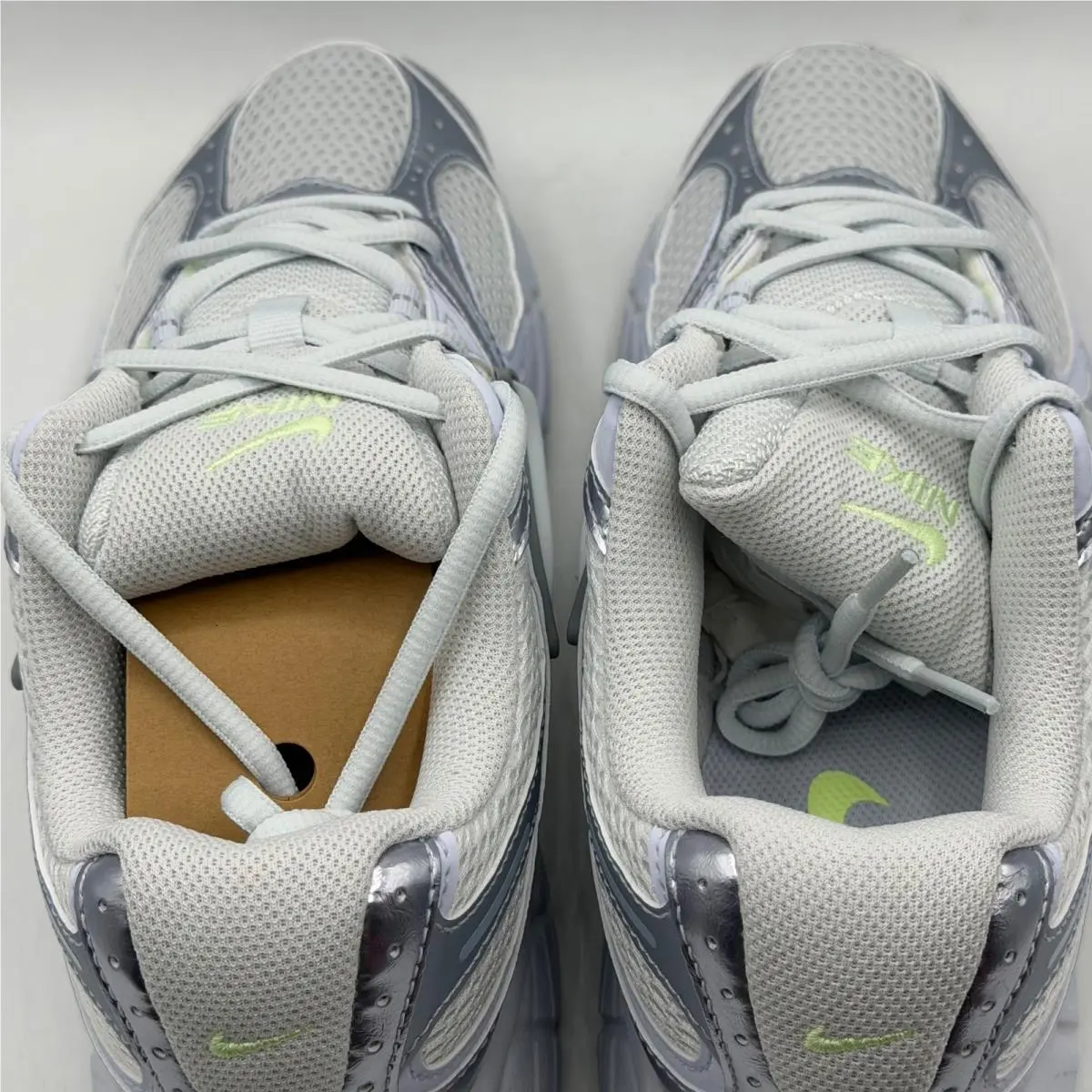 Nike shoes - Gray 3