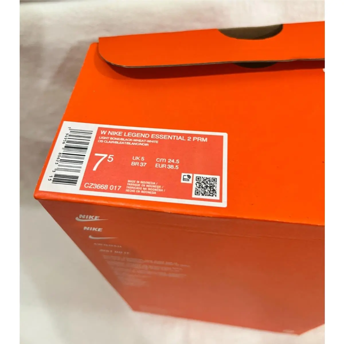 Nike shoes - Nike Legend Essential 2 Premium - CZ3668-017 - Ivory, Manufacturer: Light Bone/Wheat/White/Black 5