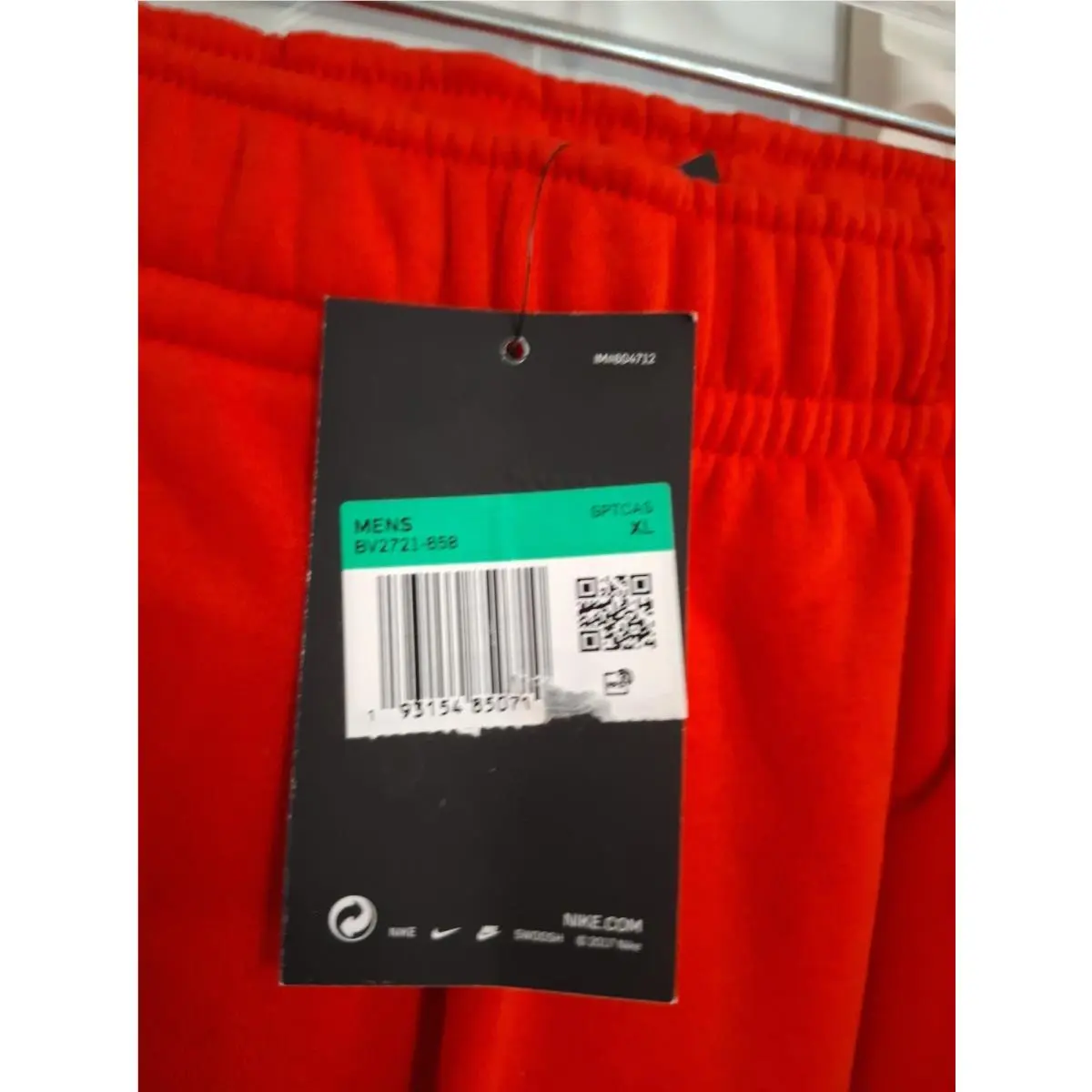 Nike clothing - Red 1