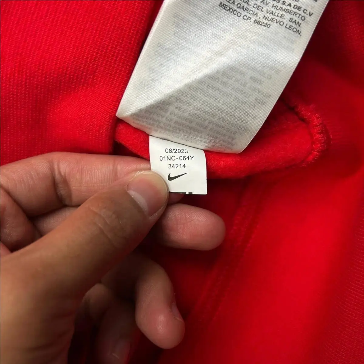 Nike clothing - Red 5