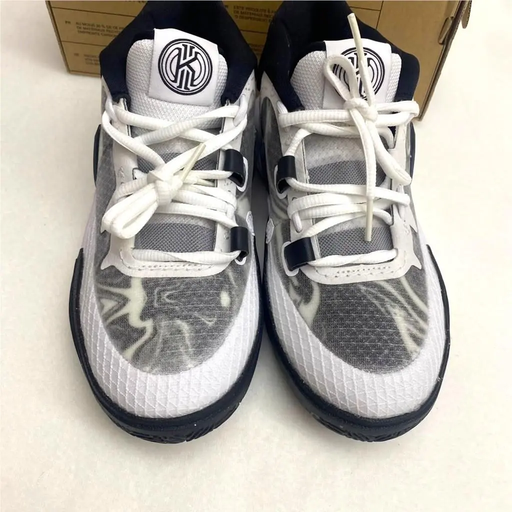 Nike shoes - Black 1