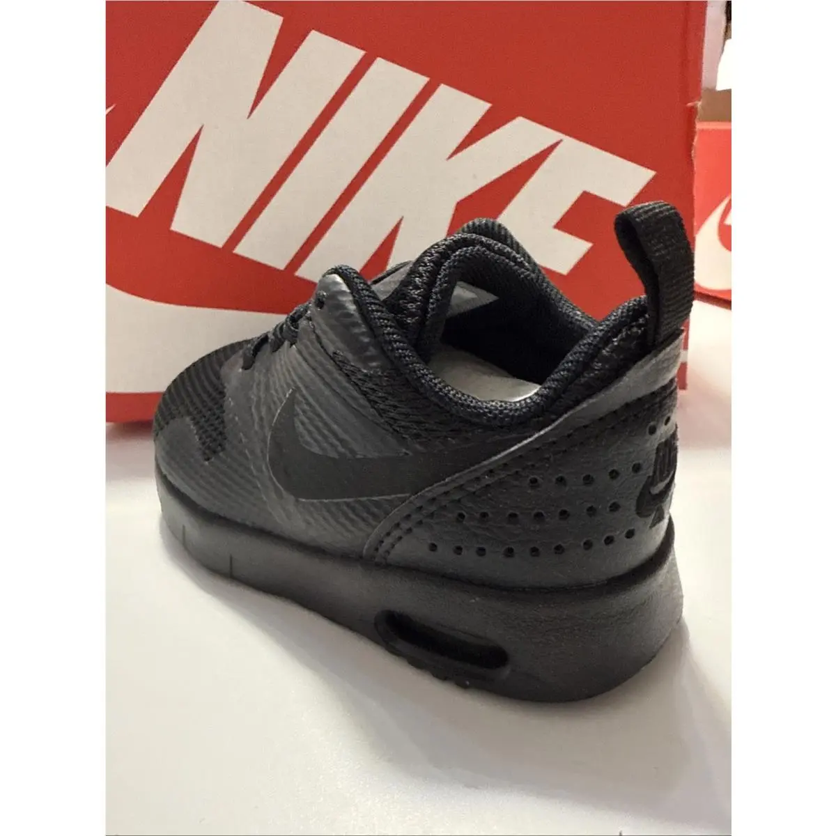 Nike shoes - Nike Air Max Tavas - Air Max Tavas - Black 0