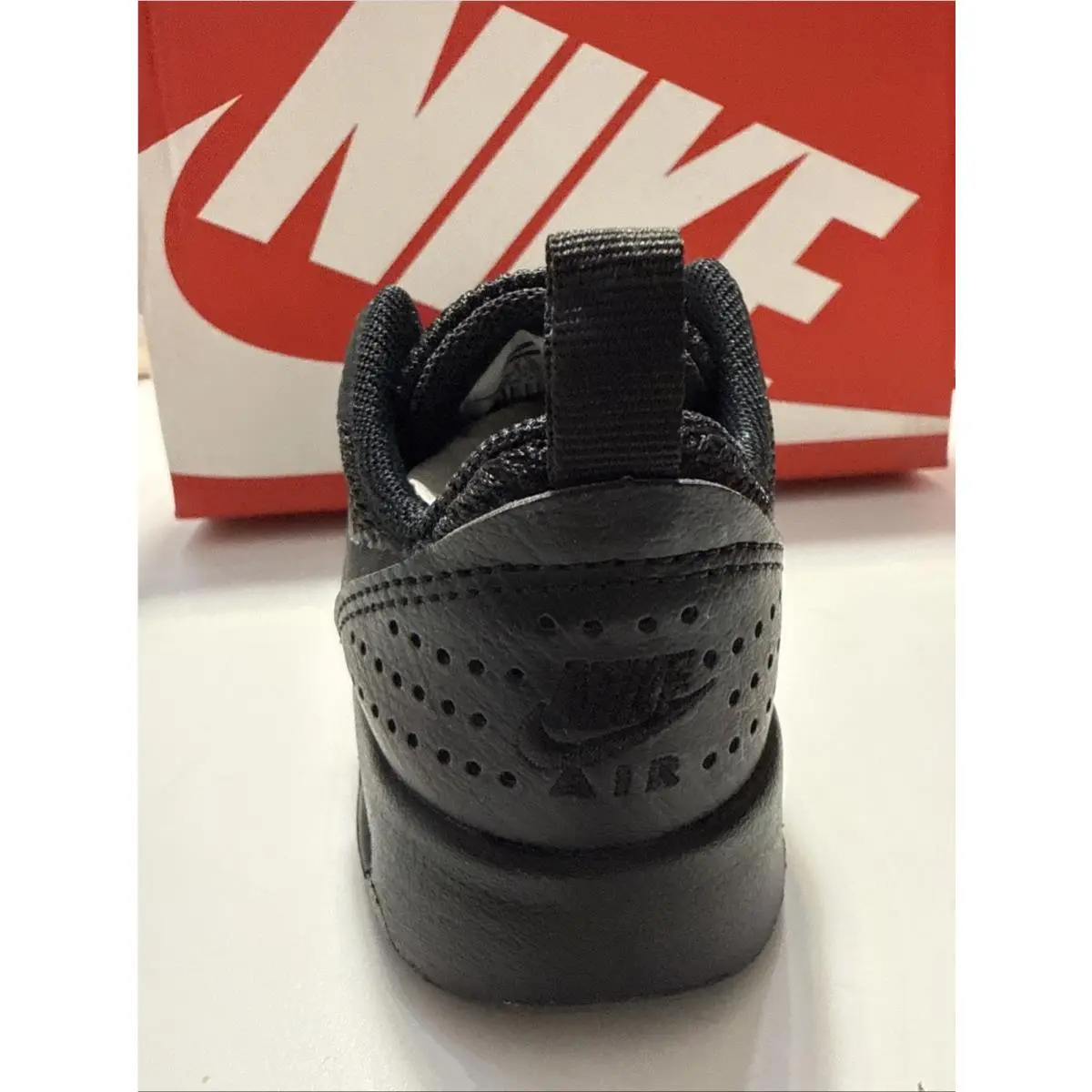 Nike shoes - Nike Air Max Tavas - Air Max Tavas - Black 1