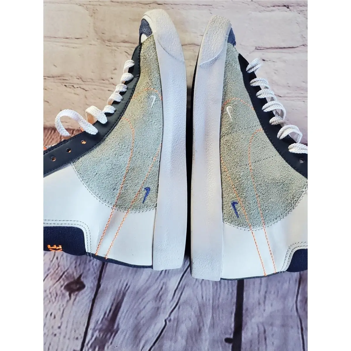 Nike shoes - White 4