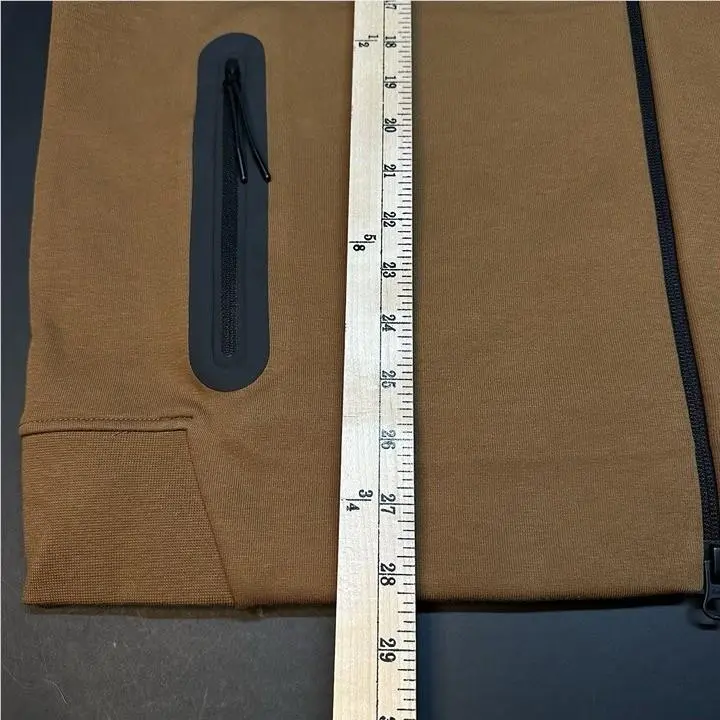 Nike clothing - Tan 8