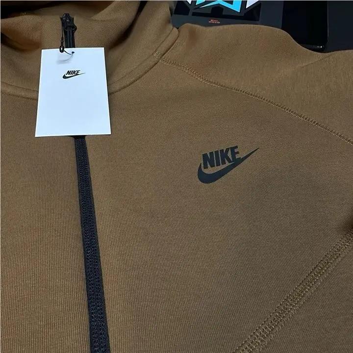 Nike clothing - Tan 0