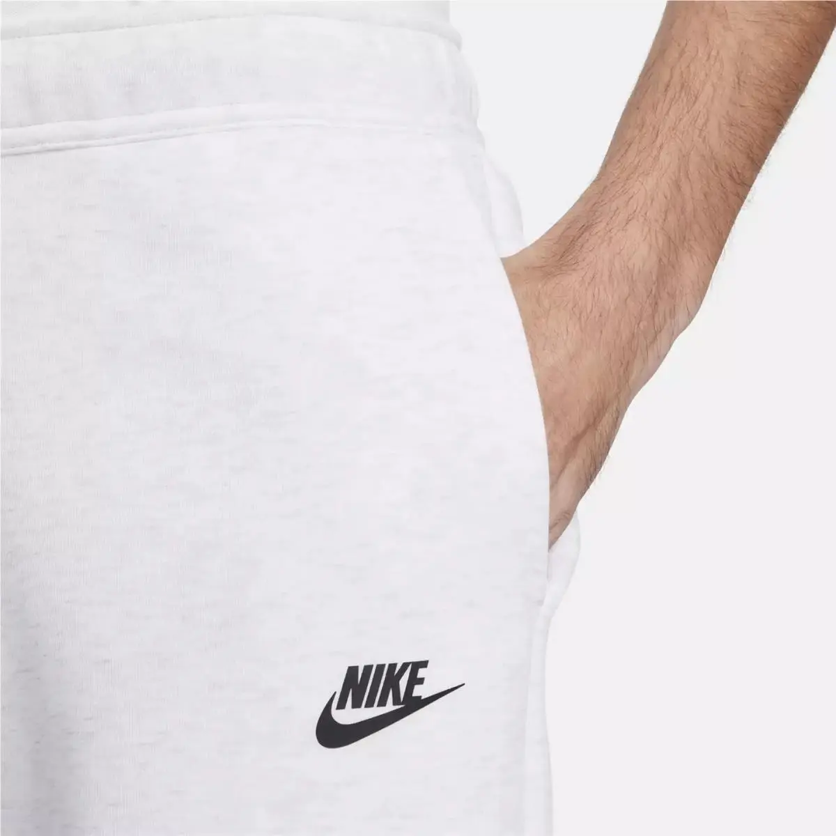 Nike clothing - White 1
