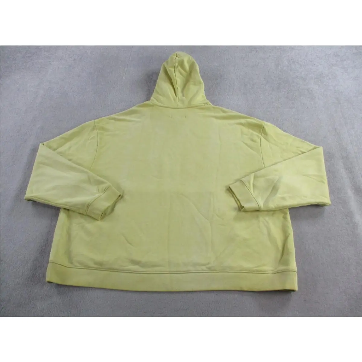 Nike clothing - Yellow 1