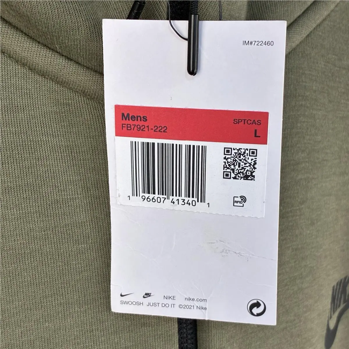 Nike clothing - Green (UPC: 0196607413401) 2