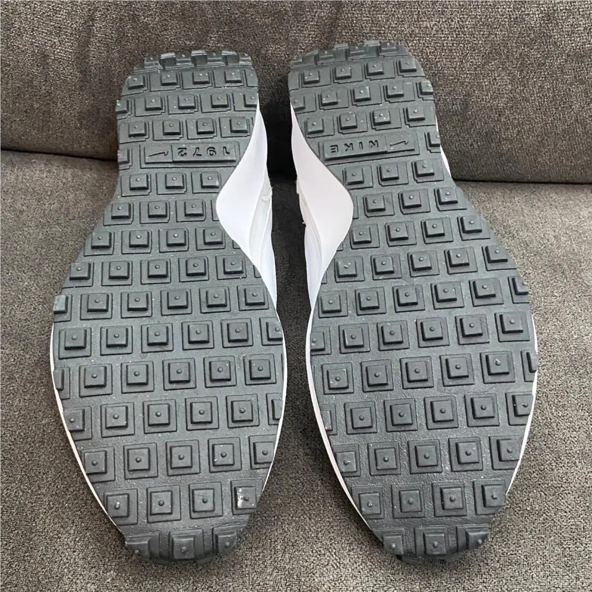 Nike shoes - Nike Waffle Debut - Waffle Debut - White 4