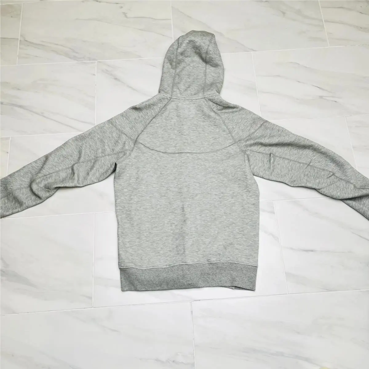 Nike clothing - Gray (UPC: 196607413241) 0