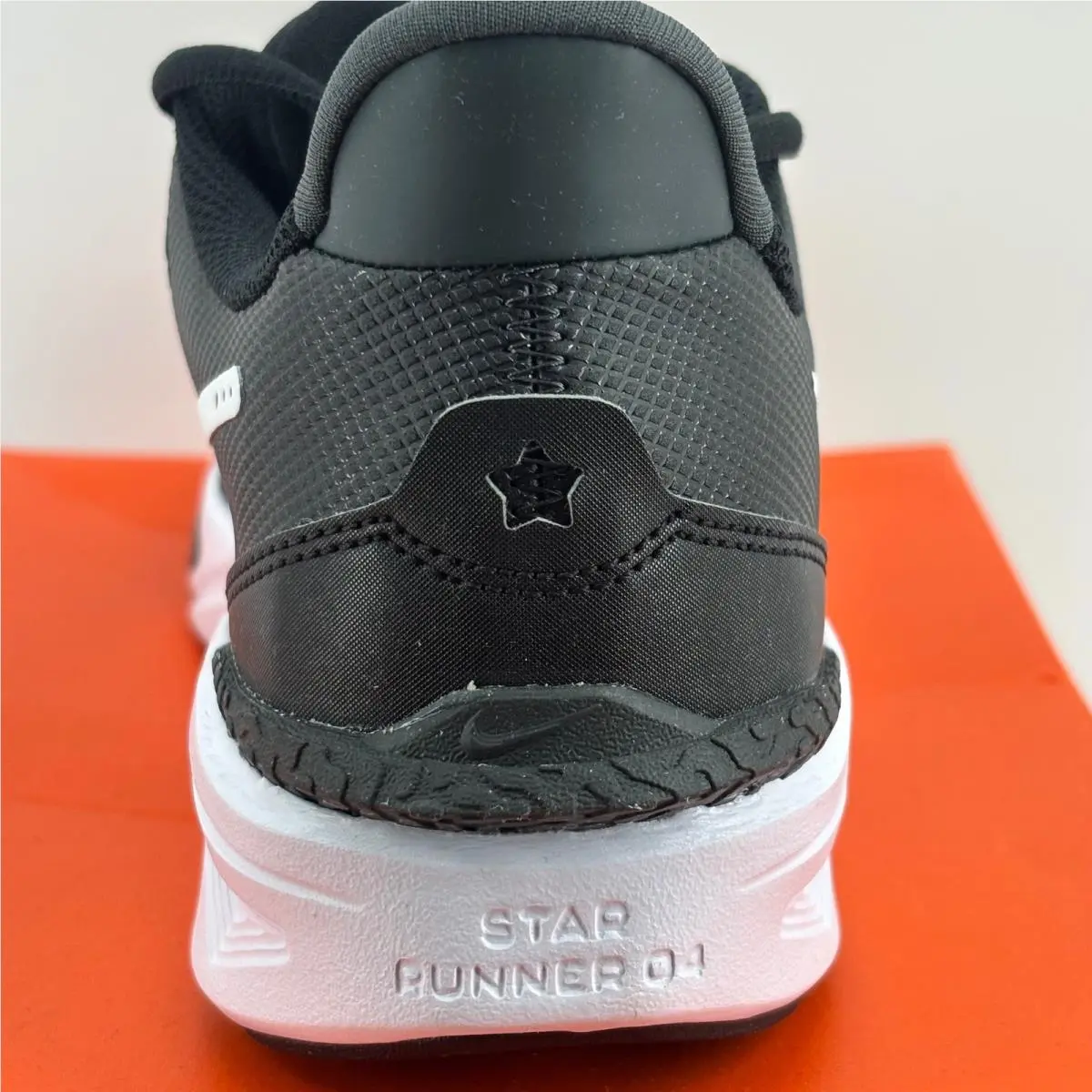 Nike shoes - Nike Star Runner 4 NN - Black 1